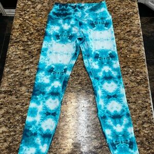 NWOT! Blue tie dye wild south leggings (med)